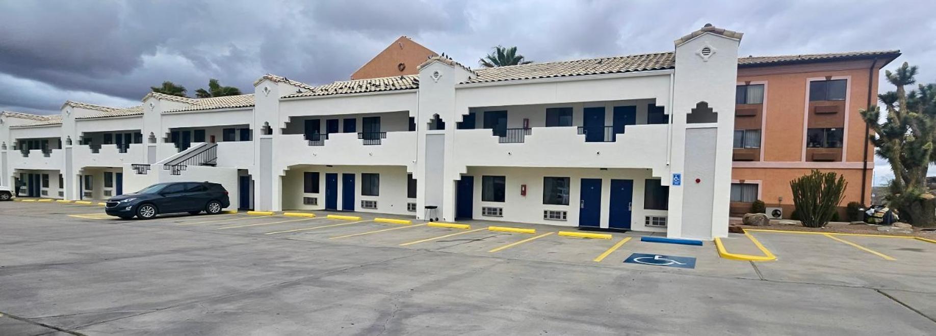 Days Inn By Wyndham Kingman West Exterior foto